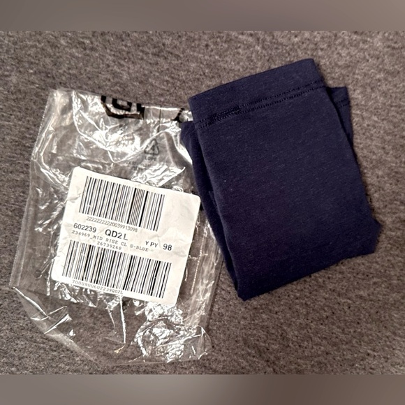 NWT~VS PINK BoyShort Underwear - Picture 4 of 5